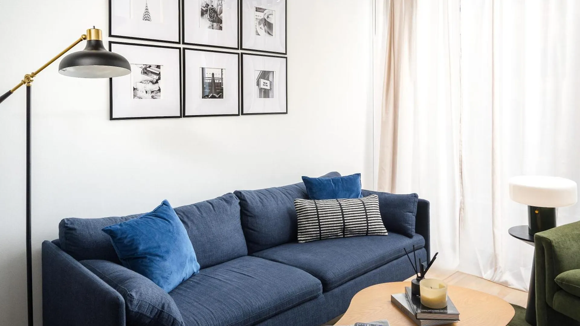 Luxury Full Floor Chelsea With Washerdryer 2Bd New York United States